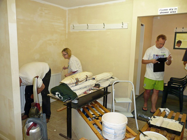 Decorating Changing Rooms 2013